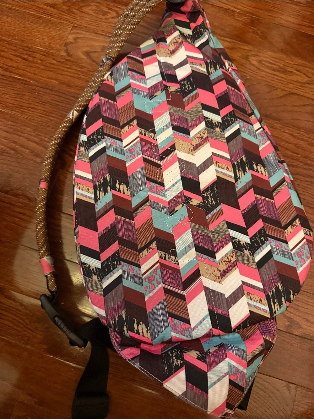 Kavu vibrant chevron